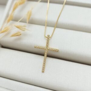 Colar crucifixo