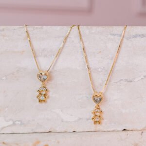 Colar menina coração zircônia