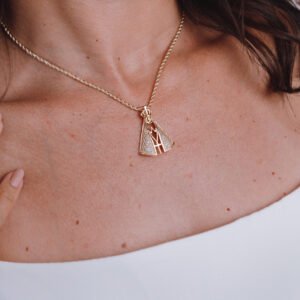 Colar Nossa Senhora Aparecida cravejado
