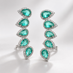 Brinco Earcuff cravejado 5 gotas